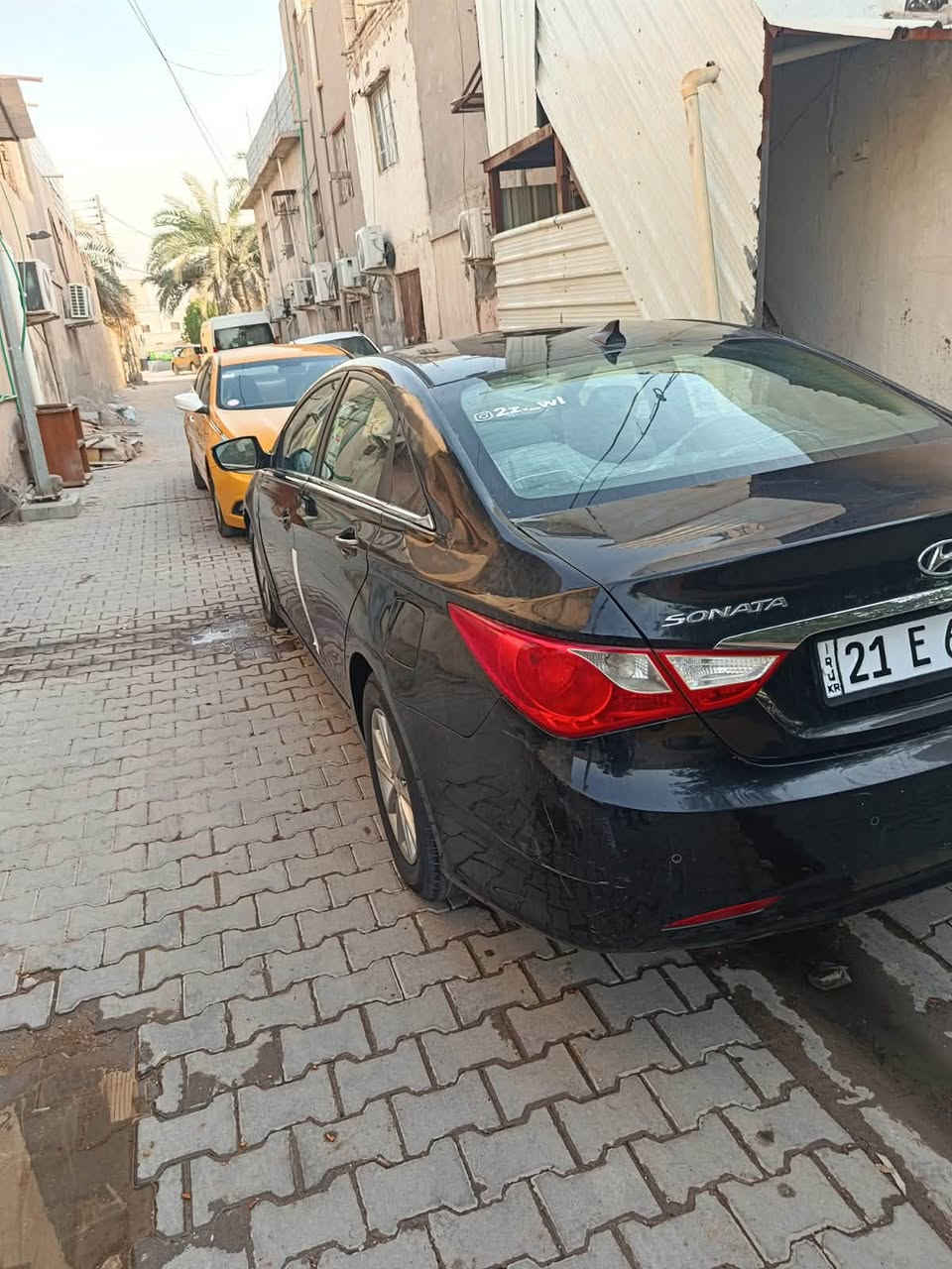 سلام عليكم سياره سوناتا موديل 14كير مكينه حداديه تخم تاير كله كفاله والبدي شوف العين مرات شفط تحكم ستيرن مانع انزلاغ شغال مكينه 2400 بانزين اصل كص جنطه فقط لزكه هزه موجوده طبق الاصل ويه الشاصي سنويه تنتهي 29 العنوان بصره طويسه السعر 40 رقم ***********

نص مكتوب في الصور:
- @2z._wl