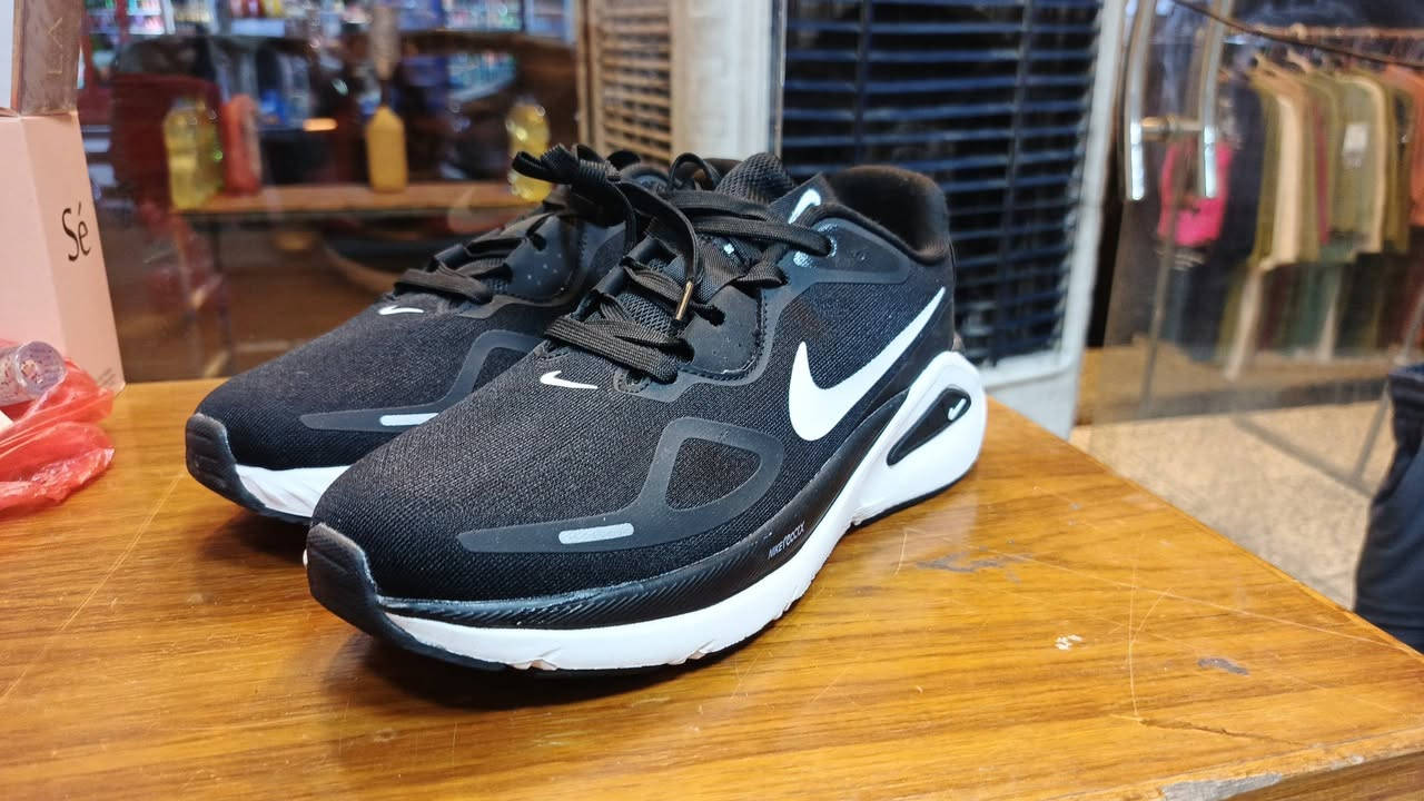 سلام عليكم احذيه باله اوربيه اصليه
يوجد لدينا احذيه👟 و ملابس👕👖 كبار👨 و صغار 👦

عنوانه بغداد منطقه الغدير قرب جامع خديجه 

للحجز او الاستفسار على رقم الهاتف :-***********

يوجد لدينا خدمه توصيل 🚗لكافه انحاء العراق
@إشارة كروب احذيه باله ماركه
