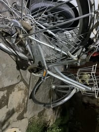 بايسكل ياباني حجم ٢٦ السعر ١١٠ وبيه مجال بسيط