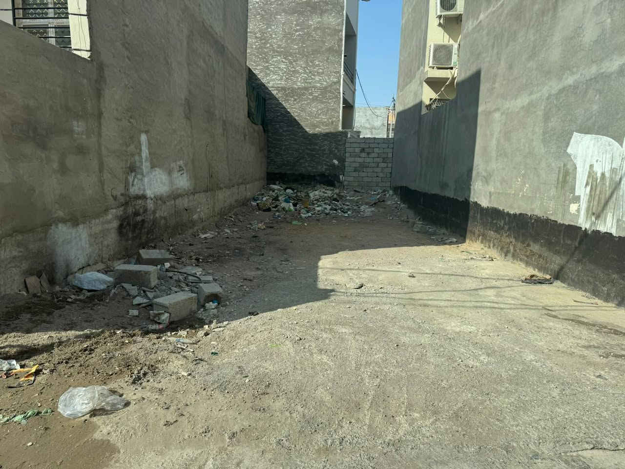 أرض سكنية • ١٠٢م • خلف كورنيش ديالى
