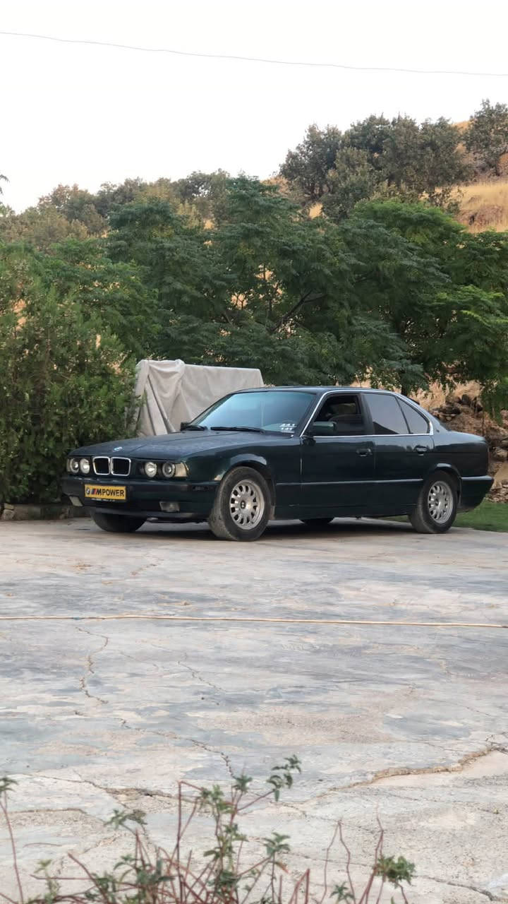 بي إم ٥٢٥ • ١٩٩٣ • خليفان