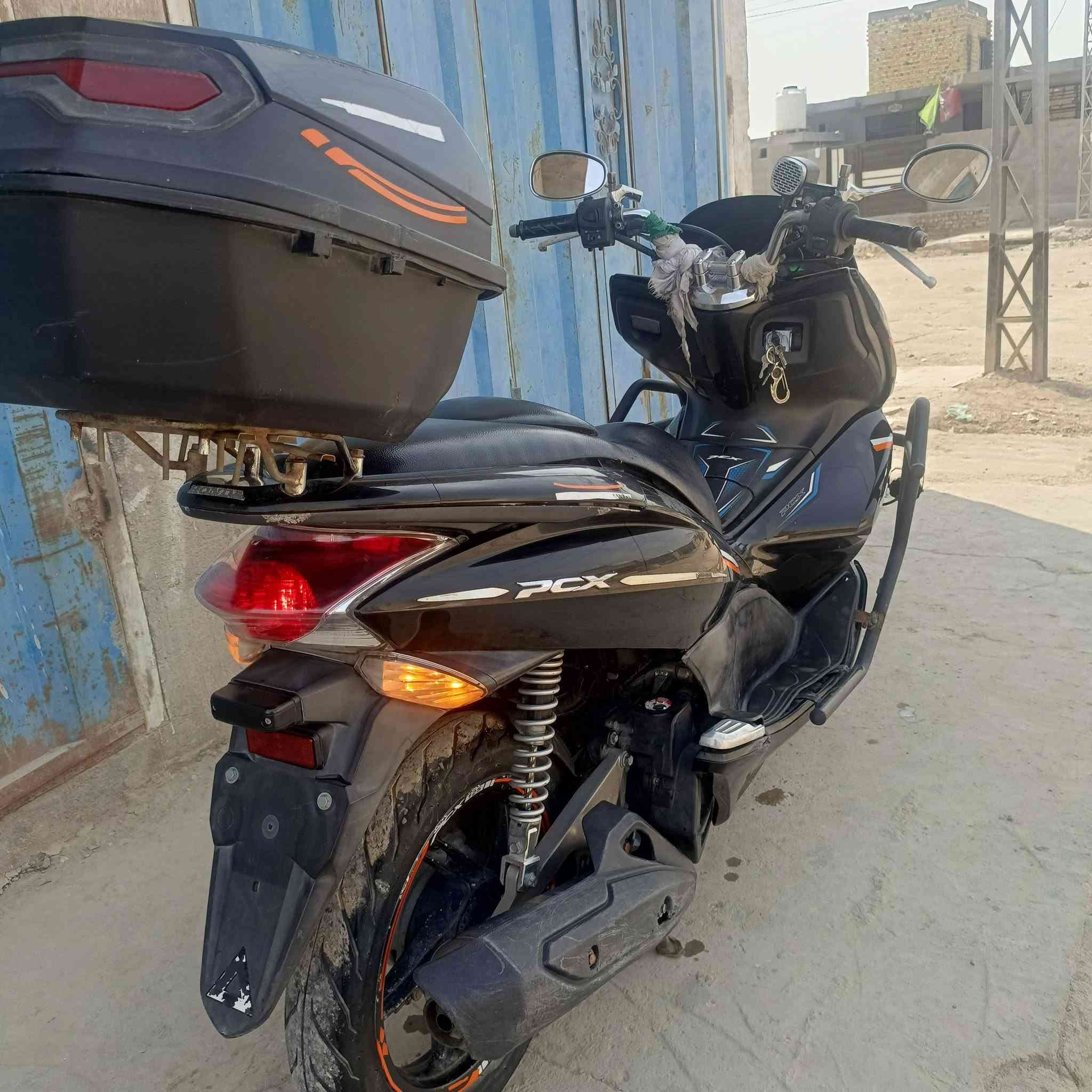 PCX • جيل الاول • ياباني