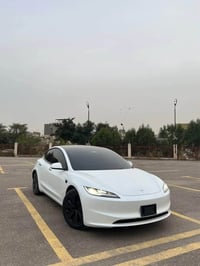 تيسلا 2024 دبل ماطور لونك رينج  ماشيه 7000 حاليا  بيهه جنطه مبدله نفس ...