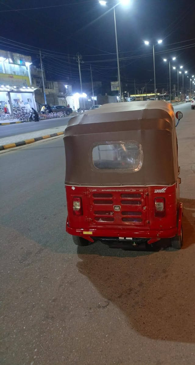18شهر12 ومكينه مال 20.جاهزه الف ماتصرف عليهه/وكيلهه الحيدري ب4/200مجال كلش قليل***********مكاني عماره
