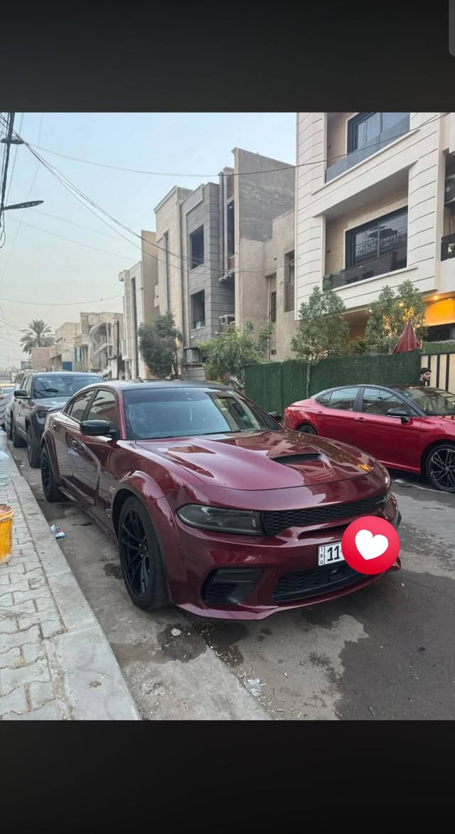 سلام عليكم جارجر 2023 سكات باك 1/1 خنك من فتحه رادار امامي نقاط عمياء مري قلاب تدفئه تبريد كشنات السياره مفوله بختصار صبغ بابتين وجاملغ خلفي جهه سايق وبيهه زواج بلقماره خفيف ماشيه 17الف بجم كبس سياره   مال جناي معروضه 175وبيه مجال ***********
عنواني بصره زبير حي الخطوه
