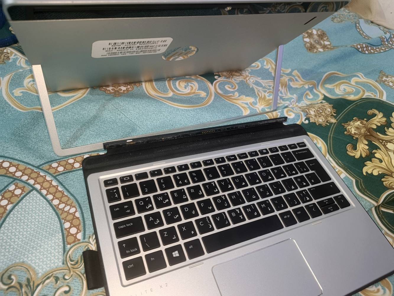 HP Elite x2 ١٠١٢ • شاشة لمس • رام ٨