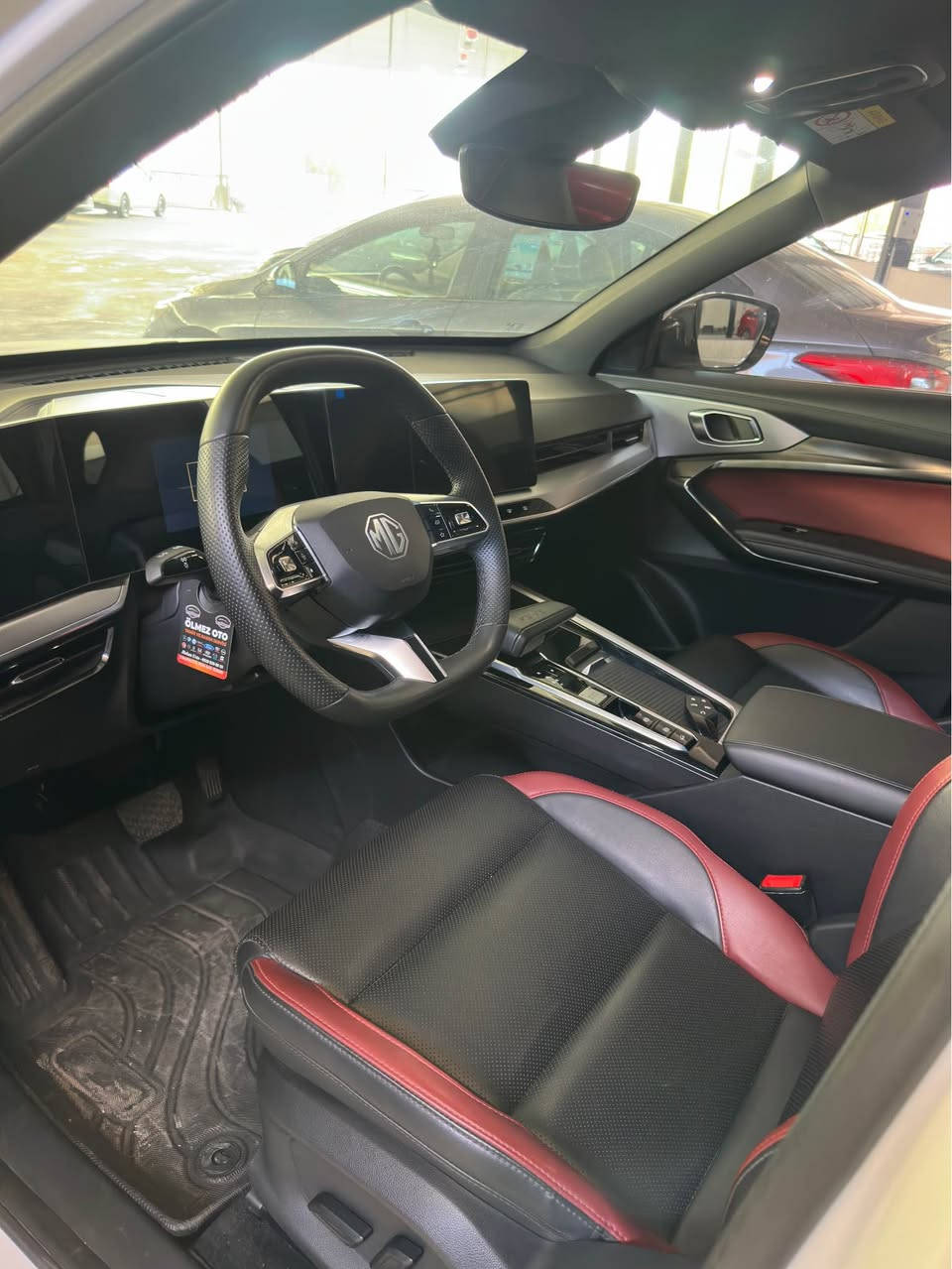 MG ONE 2024 luxury

بەصمە، پانۆراما، شاشە و کامێرا٣٦٠، عداد الکترونی، داشبۆرد لید، دووکوشن کارەبایی، جلد، تحکم ستێرن، تحدید سرعە، برێک کارەبایی و ئۆتۆ ھۆڵد، ڕاداری جادە، شاحن وایرلیس، حساس، ویل گەورە کرۆم، لایت لید و زینۆن، شەش ئەیرباگ ، ئەی بی ئێس.
***********
بؤزانيني نرخ په يوه ندي بكه ن
كامل ppf سه ياره كه السليمانية, العراق
