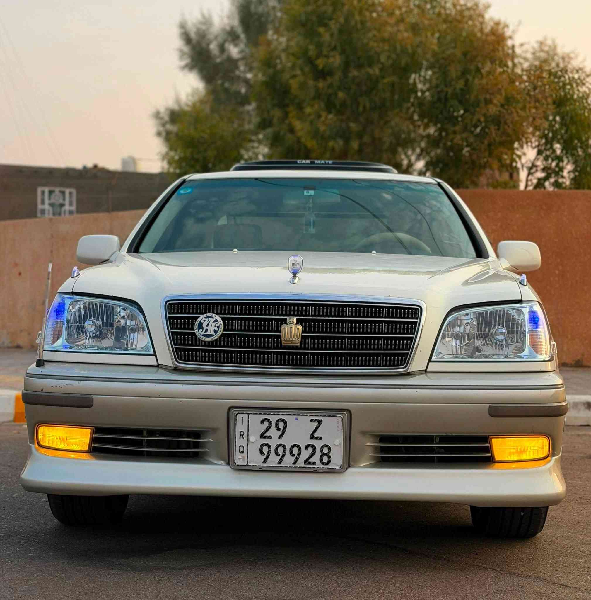 مكلف بل نشر
تيوتا كراون ملكه 2003 اصليه 
رقم واسط نكليزي بسمي هزه جديده  سنويه جديدة 
كرستال 
3دكم 
مكينه ديفور الجبير
تسجيل جديد قرار 102
تخم تاير جديد ستوني شاده 
ويل نجمه اصلي 
تبريد ثلج 
كشنات كهربائي 
برده خلفيه 
تحكم ستيرن 
شاشه بلاديه 
اريل امامي خلفي 
زنون بلادي 
بلوتوث

سيار كفاله عامه شرط السونار ابيعك 
ماشيه 190 حقيقي شرط 
سياره شرط طك كارتون بريحت اليابان 
كوت قضاء الحي 
***********
