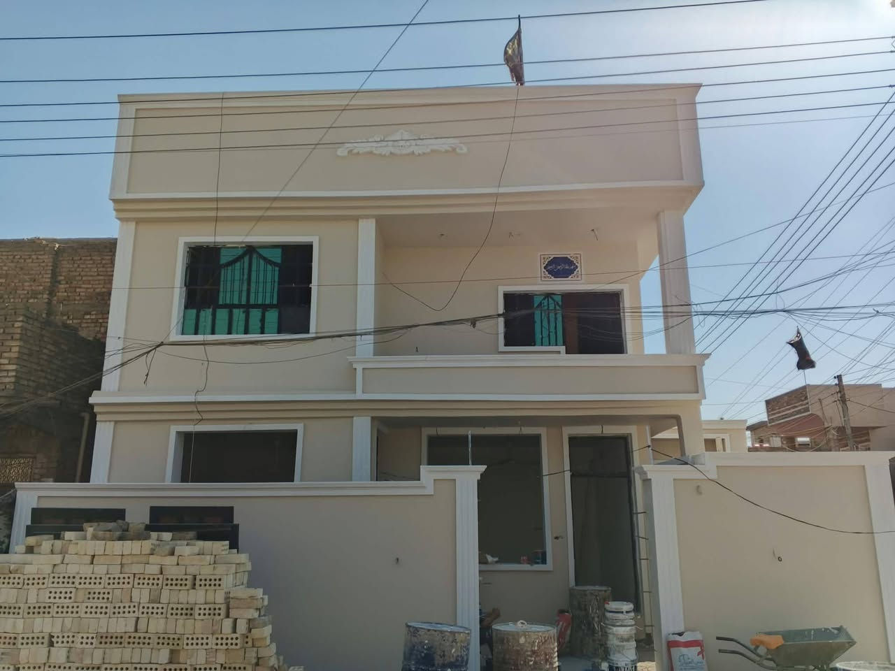متواجد كادرفى بغداد 
لبخ اسمنت 
تصفير 
سقل ناعم 
جراره 
تشميع 
تشطيب واجهيات بااسعار مناسبه
***********
