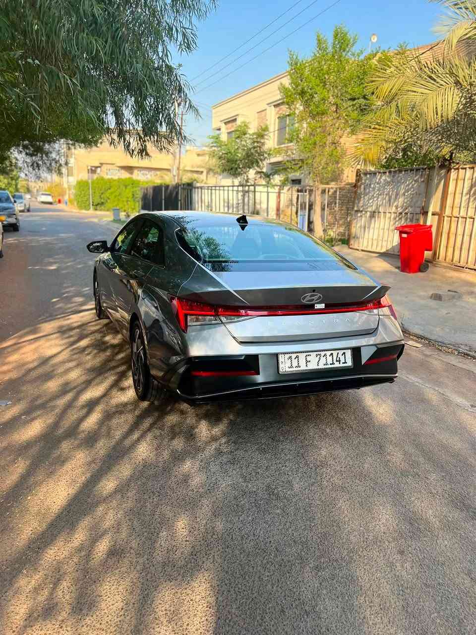 هونداي النترا 2025 SEL فول مواصفات
ماشية  14 الف ميل بعده وكالة

حجم المحرك : 2.0L ( 4 سلندر )

مواصفات: 

سلايد

بصمة

شاشه دجيتل متصل

اوتو هولد : Auto Hold

اوتو ستارات : Auto Stard

اوتو ستارات : Auto Stop

رادار امامي (تحديد مسار)

رادار جانبي (نقاط عمياء)

رادار خلفي (التحذير من الاصطدام)

حساسات امامي

حساسات خلفي

نظام : Eco

نظام : Normal

نظام : Sport

تحكيم ستيرين

ويل كروم 

سايد بريك كهربائي

تدفئة كشنات 

تشغيل عن بعد

السيارة رقمها بغداد دولي

صور الحادث بل منشور تبديل جاملغ امامي

اصلي تفصيخ نفس الون وينيد صبغ بدون شاصي الغد بي صبغ ع كد اقل من شبر الباقي مكفول ايرباك دركة ودشبول 

مكان السيارة البنوك

السعر:180$وبيها مجال

اتصال او واتساب: ‭***********
