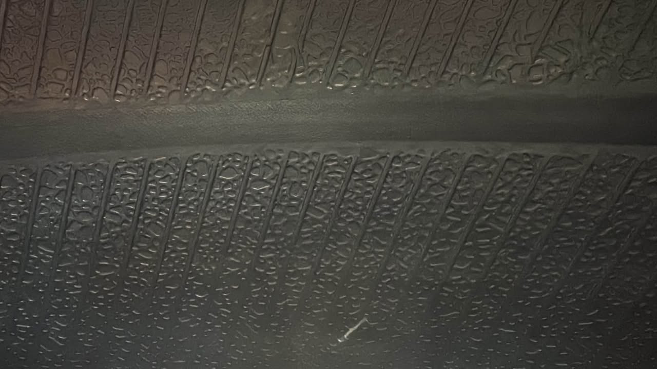 السلام عليكم
تخم تايرات قياس 255/50/20

گوديير امريكي للبيع

نظيف ومضمون

السعر/ ١٥٠ الف دينار

واتساب/ ***********

اربيل
