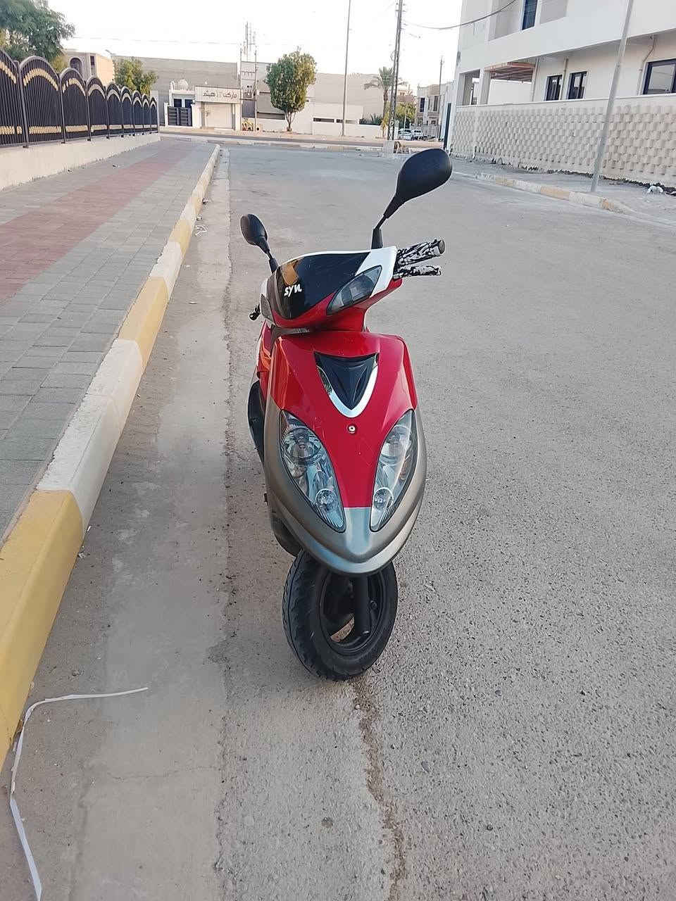 سلام عليكم موطور سايم رص ابو عيون السعر 450 الستفتار رقم ***********

