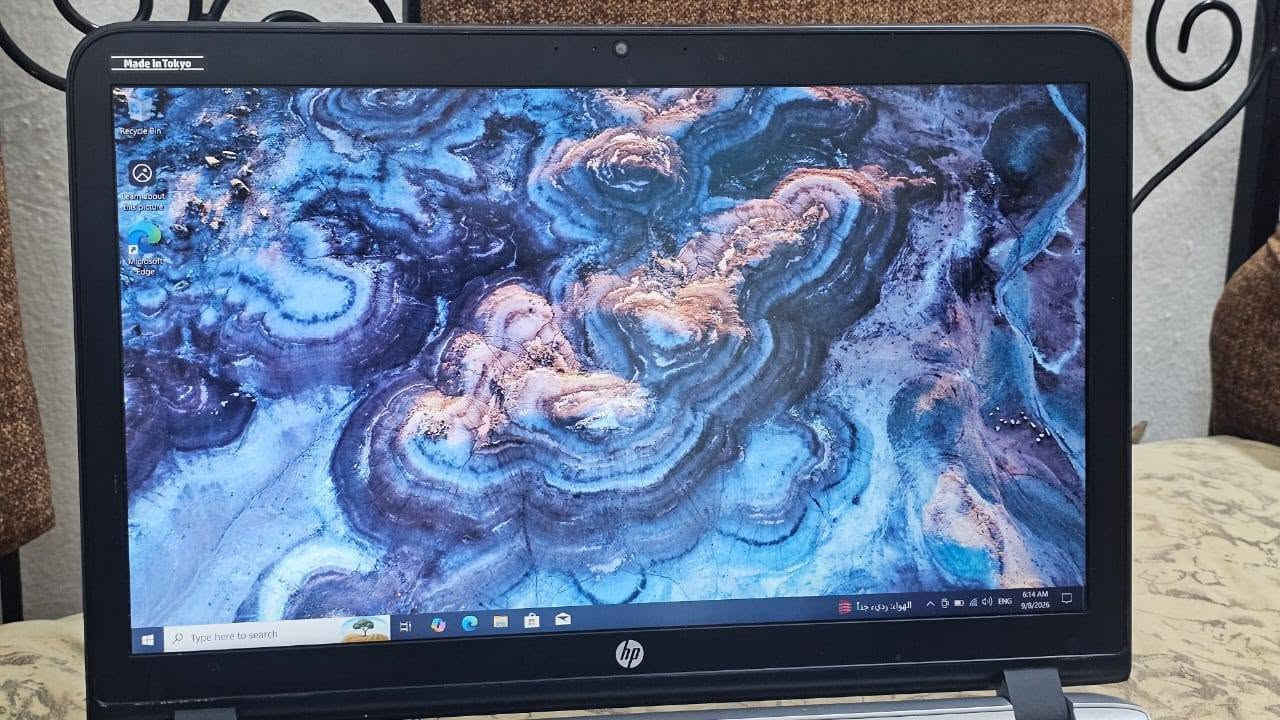 💻🔥 للبيع HP ProBook 450 G3 — عملي وسريع وجاهز للاستخدام 🔥
إذا تبحث عن لابتوب مرتب، عملي وسريع للدراسة والعمل والاستخدام اليومي بسعر مناسب، فهذا الجهاز خيار ممتاز 👌
⚙️ المواصفات:
🔹 الموديل: HP ProBook 450 G3
🔹 المعالج: Intel Core i7-6500U
⚡ سرعة تصل إلى 3.1GHz Turbo
🔹 الرام: 8GB DDR3
🔹 التخزين: 256GB SSD 🚀
🔹 كرت الشاشة: Intel HD Graphics 520
🔹 الشاشة: 15.6 إنش
🔹 النظام: Windows 10/حسب الموجود بالجهاز
🔹 لوحة مفاتيح عربية/إنكليزية
🔹 تصميم عملي ومتين من سلسلة ProBook
🔹 مناسب للأعمال المكتبية، الدراسة، الإنترنت، Office، مشاهدة الأفلام والبرامج الهندسية الخفيفة.
⭐ ليش هذا الجهاز مناسب ؟
الـ SSD يعطيه فرقاً كبيراً بالسرعة مقارنة بالأجهزة القديمة التي تعمل على HDD، وذاكرة 8GB مناسبة جداً للاستخدام اليومي وتعدد المهام.
📚 ممتاز للطلاب والجامعة
💼 مناسب للعمل والمكاتب
🌐 سريع للتصفح والبرامج المكتبية
🎬 مناسب للمشاهدة والاستخدام اليومي
🔧 قابل للترقية مستقبلاً حسب القطع المتوفرة.

للاستفسار :  ***********

نص مكتوب في الصور:
- About Your PC is monitored and protected. See details in Windows Security Installed RAM 8.00 GB DDR3 Processor Intel(R) Core(TM) i7-6500U CPU @ 2.50GHz 2.59 GHz Graphics Card 128 MB Intel(R) HD Graphics 520 Storage 238 GB 34 GB of 238 GB used DESKTOP-T3C2A3M HP ProBook 450 G3 Rename this PC Device Specifications Copy Device Name DESKTOP-T3C2A3M Processor Intel(R) Core(TM) i7-6500U CPU @ 2.50GHz 2.59 GHz Installed RAM 8.00 GB (7.90 GB usable) Graphics Card Intel(R) HD Graphics 520 (128 MB) Storage 238 GB SSD SSD256GB Device ID 5F399465-5F7B-4DBD-8A5A-708D7CE7BODD Product ID 00330-50351-88288-AAOEM System Type 64-bit operating system, x64-based processor Pen and touch No pen or touch input is available for this display