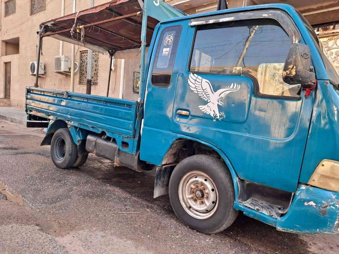 سلام عليكم 
كيا سامسونك موديل 2000 مكينه وكير مكفولات 
كشر السيارة مثل ماموضح بلصور 
مكان السيارة البصرة 
رقم بابل سنوية تنتهي ب 2028 
الاتصال / واتساب : ***********
السعر 45 وبيه مجال
