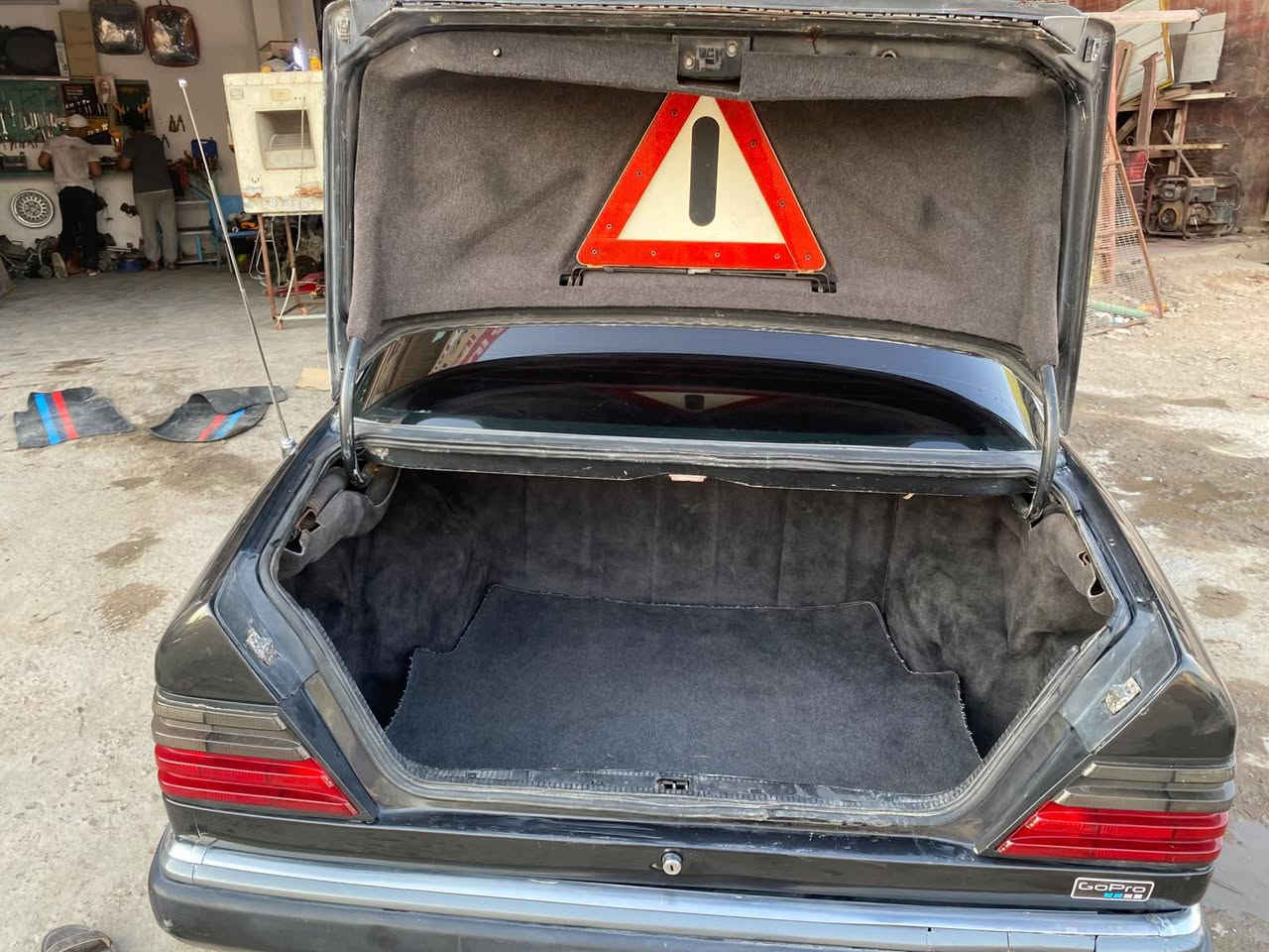 سلام عليكم اقره التفاصيل ولا تخابرني وتكلي شبيهه مارسدس E300كير مكينه وحداديه كارتون محرك بلاد تبريد عل سويج تخم تاير وباتري جديد منظومه زنون داخل اسود صاج سلايت سياره مال جناي رقم بغداد نكليزي مداور مباشر مو شراي لا تعبني مكاني نجف مراوس 540كون اصل ونظيفه نرهم بيع هم للتواصل***********
