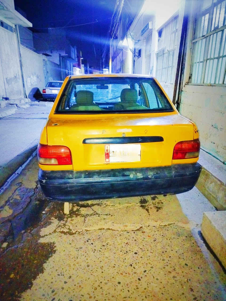 سايبة للبيع او معارض خصوصي
موديل 2009 

محرك كير شرط 

تحويل فقط 

السعر 18
الهاتف ***********
***********
