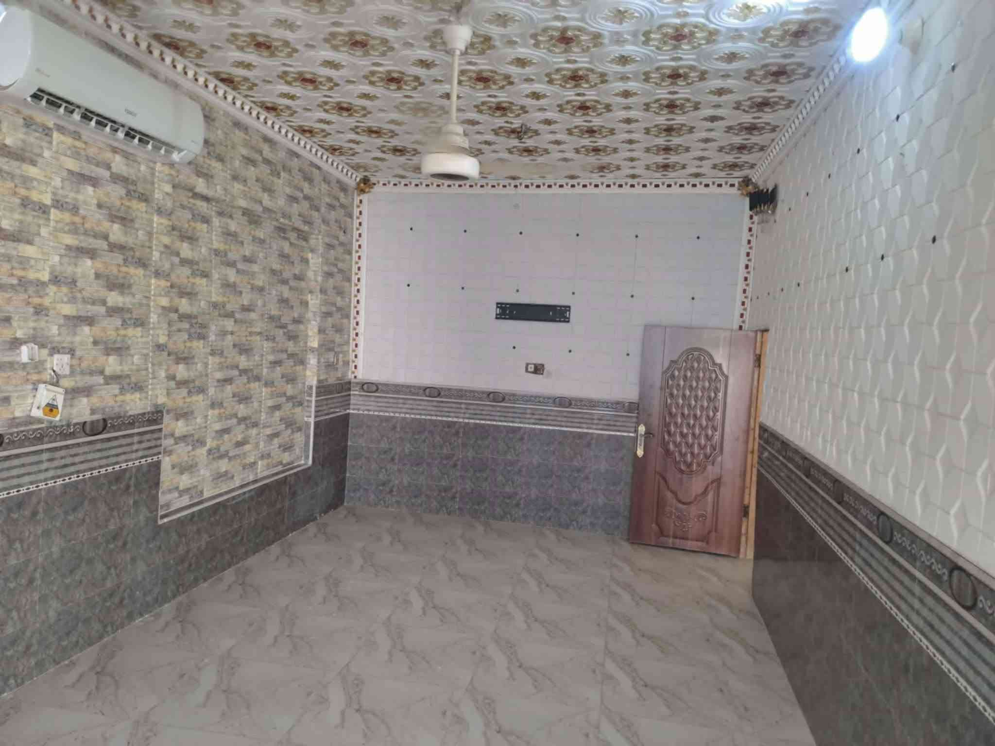 دار زراعي المساحه 300متر سند 25 مرقم بلديه بيت جاهز لسكن كامل مكمل غرفتين صاله مطبخ حابارد صحيان داخليه وخارجيه سطح شتايكر  البيت نضيف جدا العنوان حي الصدر الثالث شارع المستوصف نهايته عبر المشروع
دار زراعي المساحه 300متر سند 25 مرقم بلديه بيت جاهز لسكن كامل مكمل غرفتين صاله مطبخ حابارد صحيات داخليه وخارجيه سطح شتايكر  البيت نضيف جدا العنوان حي الصدر الثالث شارع المستوصف نهايته عبر المشروع
منطقه هادئه وجيرانه ناس محترمين
ملاحظة. البيع نقد فقط منتعامل بالاقساط 
لاستفسار الاتصال***********
