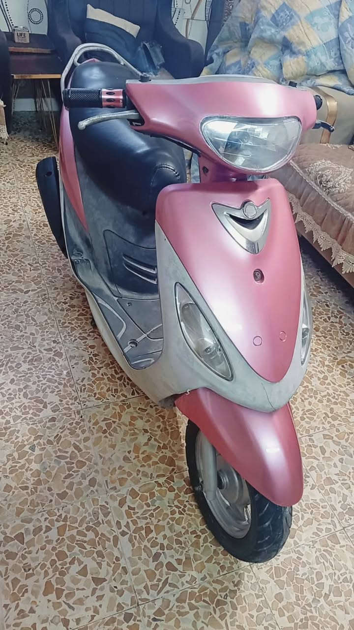 سلام عليكم للبيع دراجه
ماكس منغولي 
دراجه كامله اي نقص مابيهه 
اشاير+هورن+ بكلايت امامي كلهن شغالات + سلف  / نص نكره تشتغل 
دراجه نضيفه/مكاني بغداد نهايه حي اور ***********
