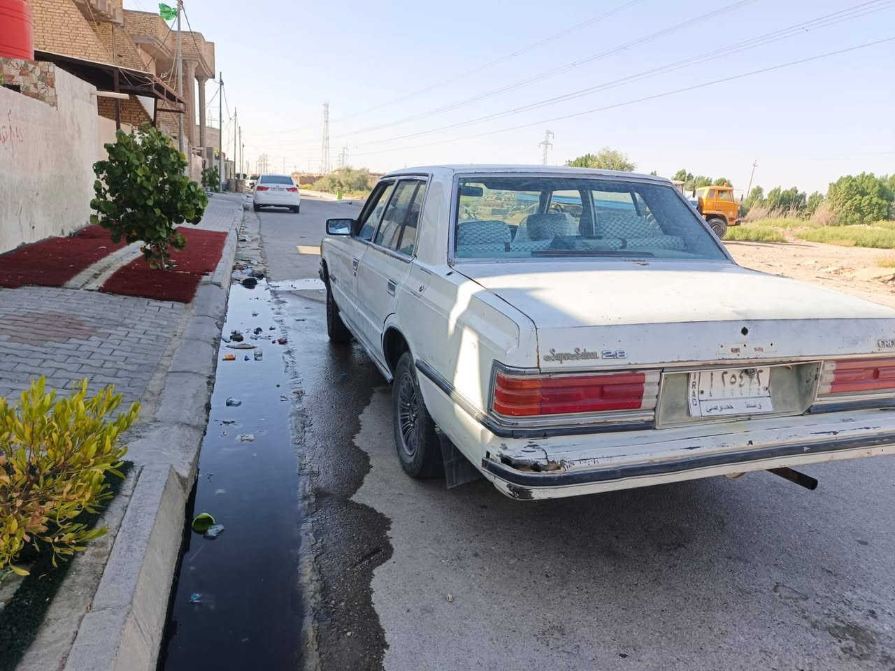 سوبر موديل ٨٢ محرك بطه سياره كشرتها بلاديه بس بوب معمرات مكانه الكوت سعر ٢٥ عليها غرامه ٣٥٠ تنكص من سعرها ***********
