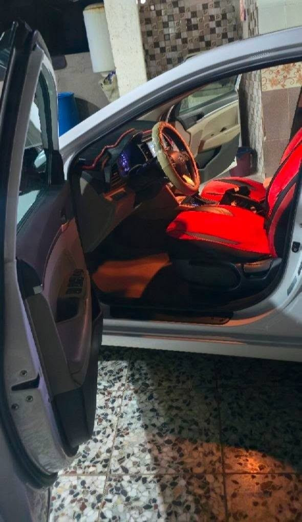 🚗 للبيع هيونداي إلنترا 2019 – وارد خليجي 🇰🇼
✅ محرك 2000 دوش
✅ تشغيل بصمة
✅ تحكمات ستيرن
✅ أشاير بالمرايات + مرايات شفط
✅ حساسات أمامية وخلفية
✅ شاشة + تنتة
✅ بدون أي ضربة
✅ سيارة باسمي وتحويل مباشر+ رقم بغداد
✅ مكفولة كفالة عامة (محرك، كير، تبريد)
✅ سيارة نظيفة جدًا ولا تحتاج أي مصرف.

💰 السعر: 143$  وبيها مجال بسيط.

📍 العنوان: بغداد – جسر ديالى.

📞 للاستفسار على الرقم فقط: ***********
