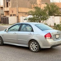 سيراتو • ٢٠٠٧ • باب سائق
