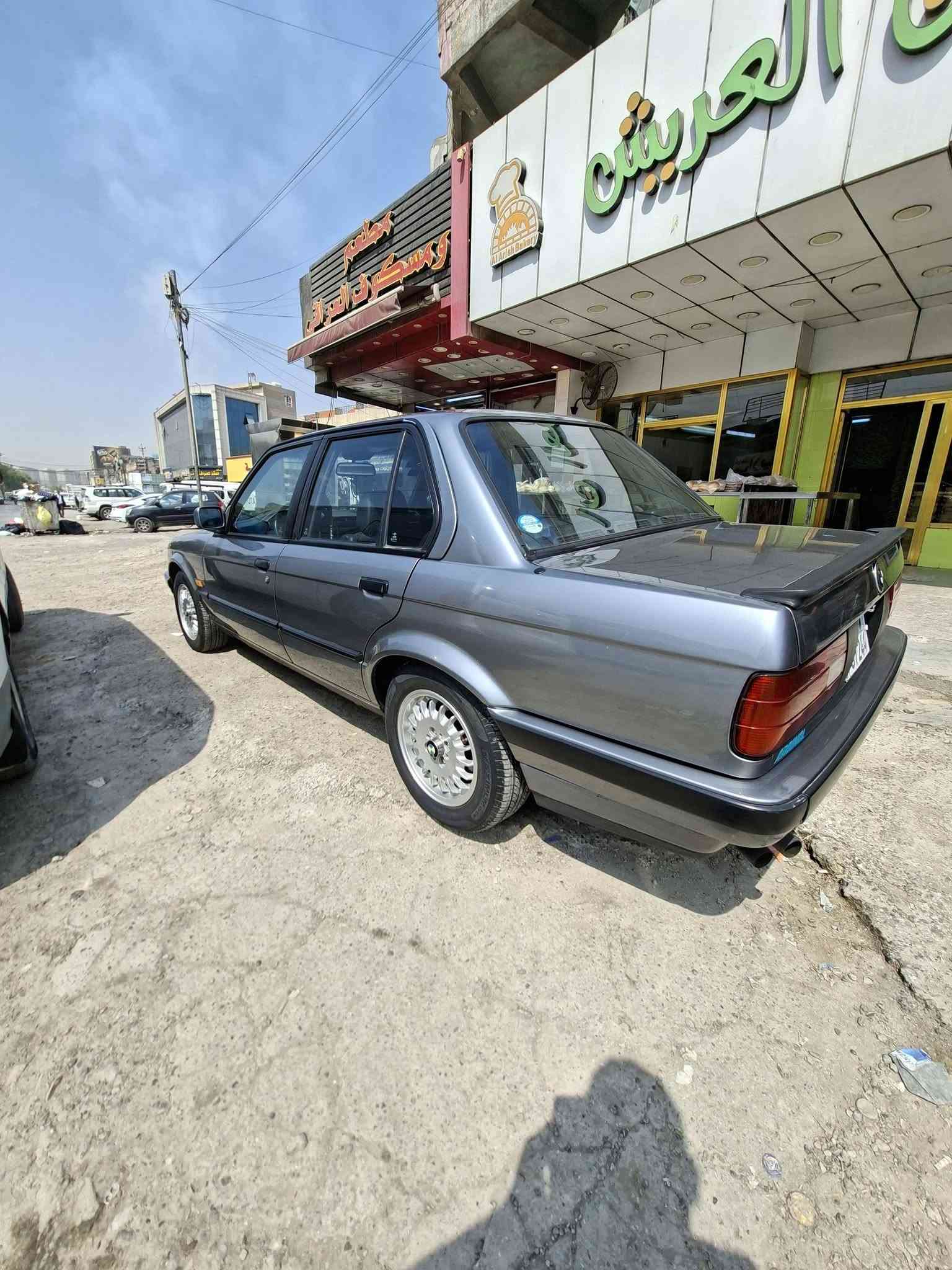 السلام عليكم بيئم زعرة للبيع
موديل ٩٠ محرك ٢٥ مفتوح رقم بغداد بأسمي مصبوغة عام
سيارة جديدة كلش وكلشي شغال بية مابيه اي نقص
السعر ٧٣ وبيهه مجال للأستفسار ***********
