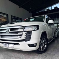 لاندكروز • GXR • ٢٠٢٤