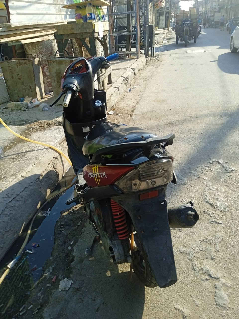 ماكس عدلة بوشة 49بلادي العنوان الوشاش 
السلام عليكم ماكس عدلة بلادي كفرات موشم صالنصة رياضي FM نقص بس حاضن من السوادات والكهربائيات كلهة شغالة السعر 300وبيها مجال العنوان الوشاش ***********
