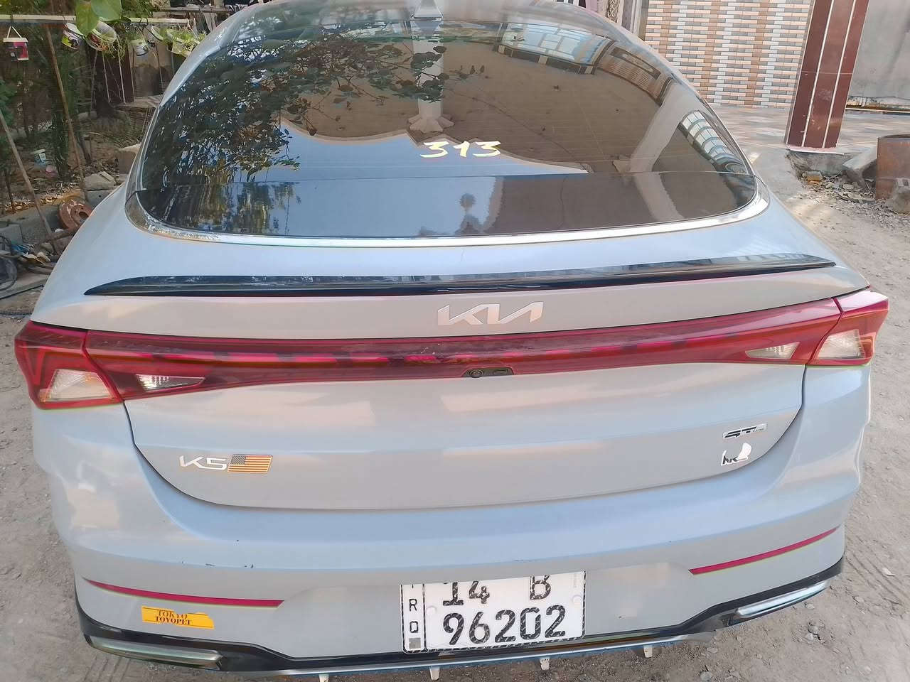 K5  .  GT موديل 2023فول  الفتحه بس  تحكم ذاتي  حساسات رادار  كشنات جلد هواي مواصفات   142 بيع مستعجل البصر ه ***********

