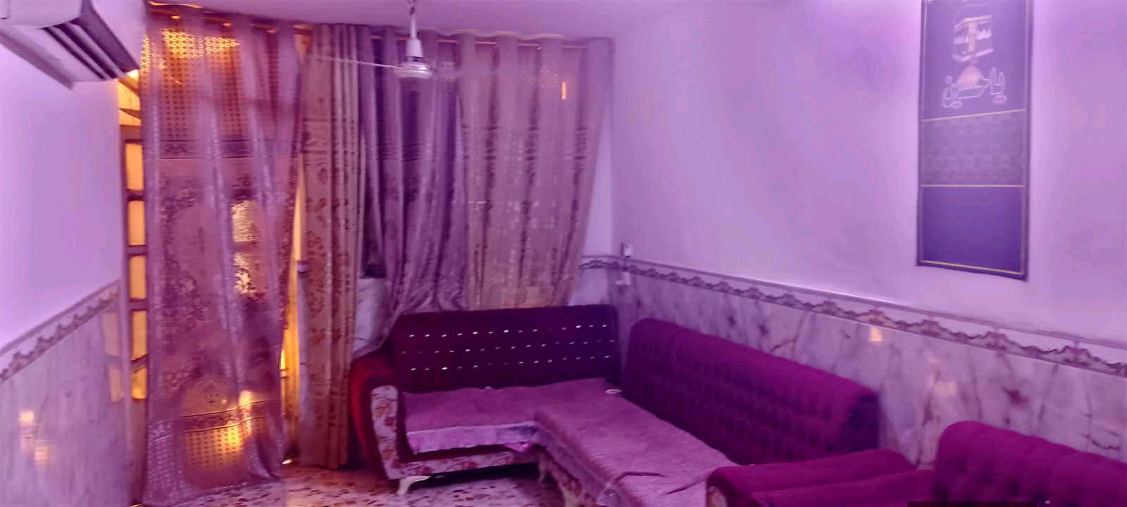 بيت للبيع 
المكان السعب الجمعيات شارع حلاقه محسن
طابو صرف 
المساحه 80
السعر 105 قفل
للستفسار 
***********