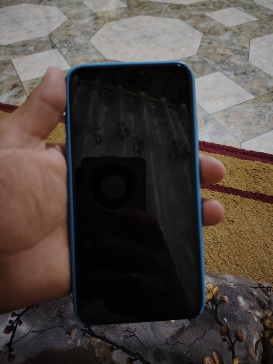 آيفون XS ماكس • ٦٤ • سلفي ما شتغل