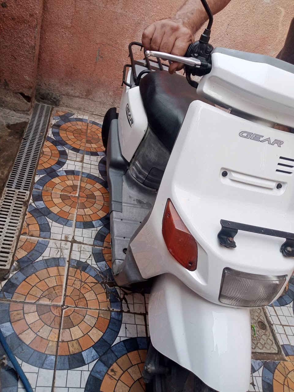 سلام عليكم
دراجة ياماها بيك اب للبيع مكينتها مجفتة.  تجفيت عام كلة جديدة غراض اصلية.  كفراتها نظيفة بدون شخط دراجة خير من الله.  بيها مكاتبة من الولد الي اشتريتها منة وكذلك بيها منفيس.  سعرها 320 وبيها مجال مكاني بغداد الشعب للاستفسار ***********

اذا اكو مراوس اراوس عادي وانطي فرق❤
