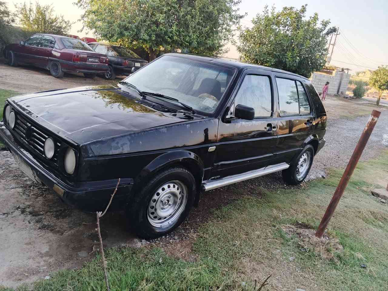 السلام عليكم لبيع كولف موديل 1991 
كير محرك شرط صدر جديد 
طخم تاير جديد 
كهربائات كلها شغال 
مدوشمه كامله سنويه عضم عاج
السعر20 وبيها مجال لشراي وترهم مرواس حسب القناعه الاستفسار الاتصال علئ رقم ‏‪***********‬‏
