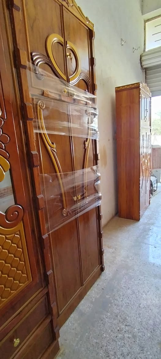 غرفة نوم ٦باب طابقين صاج السعر ٦٧٥ الف بعقوبة كاطون شارع أبو رباح مجاور اسواق ابو سعد مزاد ابو كرار الغريباوي ***********
