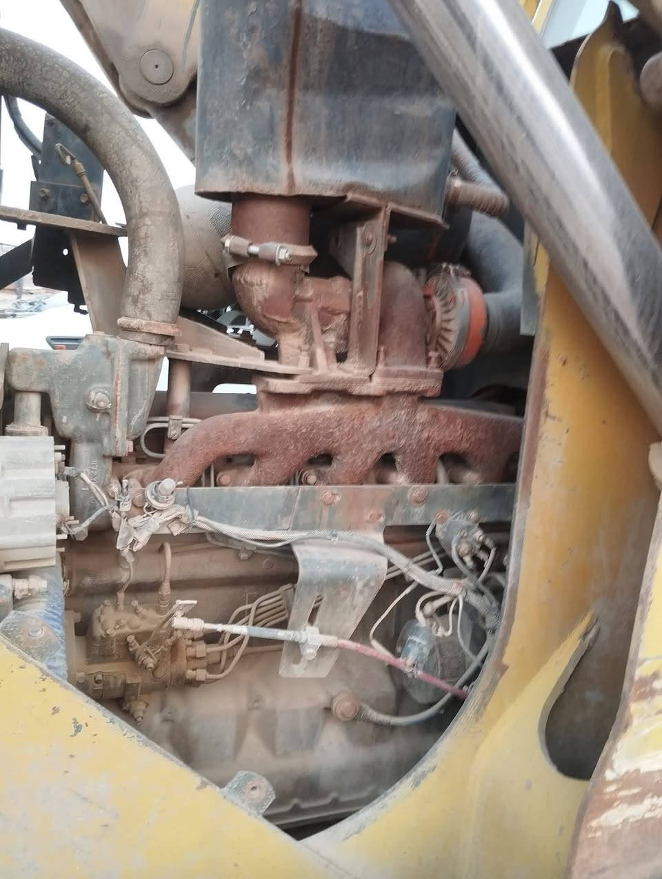 شفل بلدوز جوندير ادوات للبيع كوم حديد للاستفسار *********** البصره
