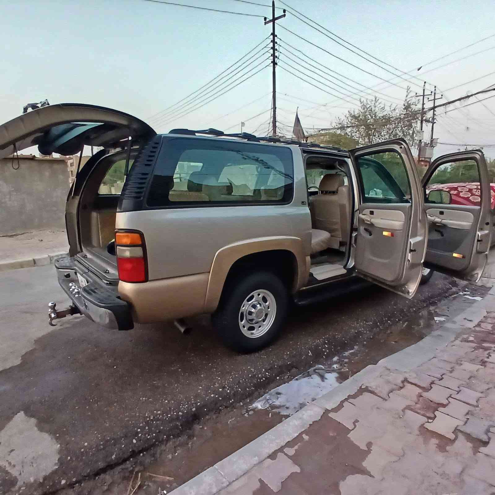 السلام عليكم  للبيع شوفرليت موديل 2000 السياره خليجي طبله  مكينه 6100 وكير 1000 رقم بصره انكليزي   بسمي تحويل مباشر  بيها باب صبغ فقط  مكفوله  كفاله   مكينه وكير   وحداديه    وتبريد وتخم تاير  جاهزه السياره/السعر  135 وبيها مجال  مكان  ميسان الاتصال على الرقم*********** //***********
