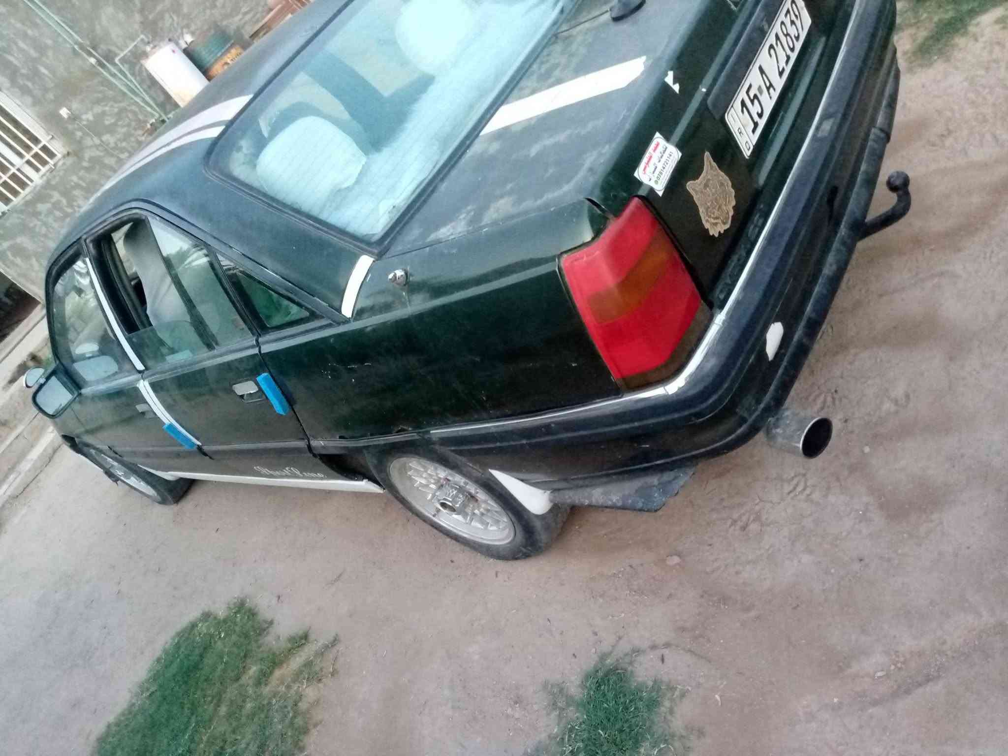 سلام عليكم عندي سيارتين لبيع  نضيفات ثنينهن زيتونيه  92 سنويه ما صاقطه سعره 28 بيه مجال متوازي علا بيعتهن سوده جديده  موديل 91   سعره 30 بيه مجال  تصال على  هاذا رقم***********
