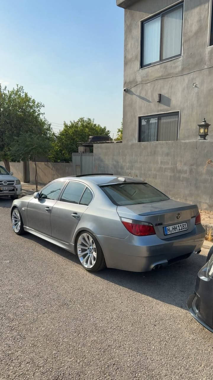 بي ام چاوبرو 2004 فول موصفات منفيست اسلي صقف وي حيزام به شه رت مكينه ٥٣٠ نوزل كورت دعامي لو دعامي به شه رت سعري ٧٥ وي مجال شوين هه ولير رقم تلفون *********** أربيل, العراق
