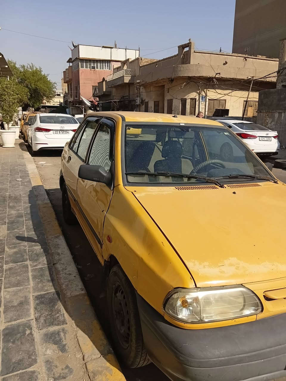 سلام عليكم للبيع سايبا ٢٠١١ بسم جيراني يريد تحويل مصفره هيئه وغرامات محرك كل سبوع ربع تنقيص كير خير من الله ٢٠ وبيها مجال قليل مكاني كاظميه شرط التحويل  الشراي يتصل ***********
