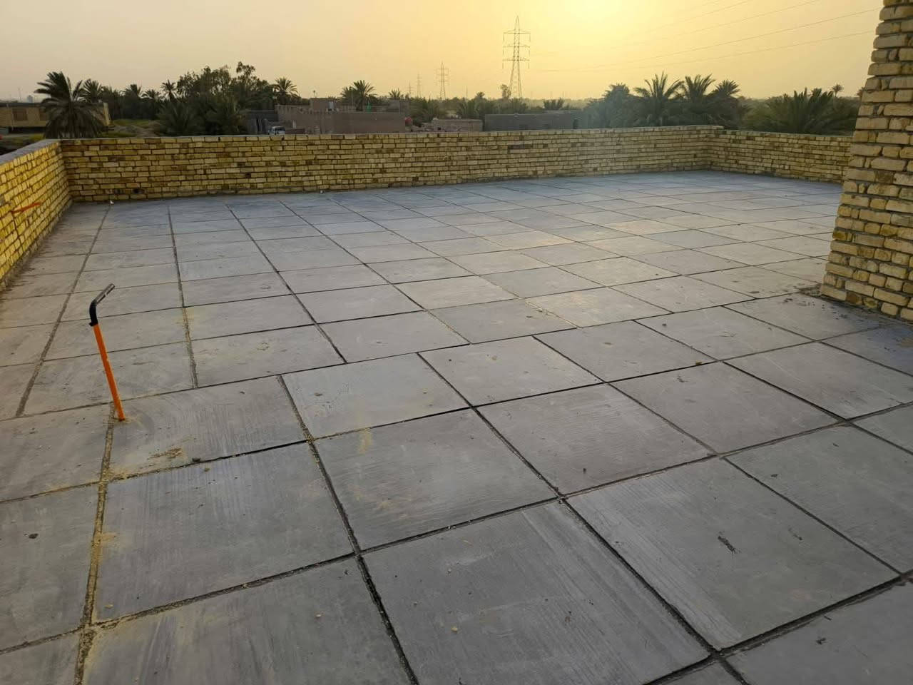 افضل انواع الاشتايكر قياس 80*80 لعمل سطوح المنازل..
سماوة حي الصناعي..
*********** 
قوة .متانه .قياسات متساوية.
سمنت مقاوم سامان وليس العادي 
يوجد توصيل كافة محافظات العراق

نص مكتوب في الصور:
- انتاج معمل شتايكر العامل سماوة حي الصناعي الاتصال بالرقم ***********
