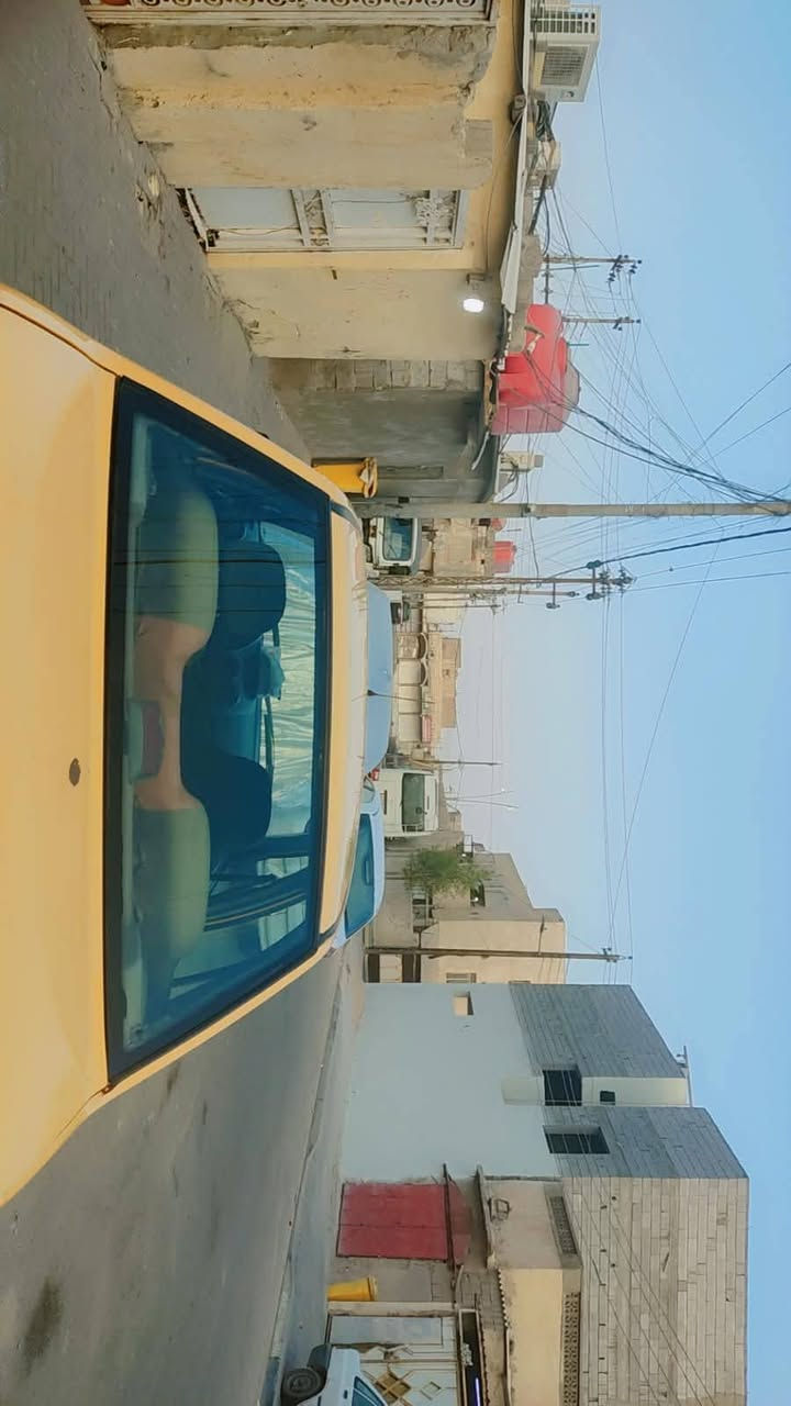 ٢٠١٥ • مكفولات • ابو الخط الابيض