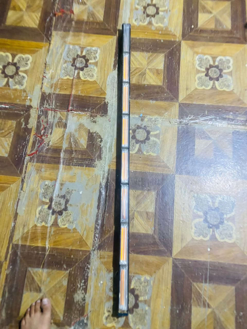 سلام عليكم غراض تكتك ابيع شلع قيم وخذهن بل عافيه عليك الرقم ***********
