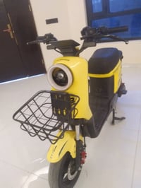 لبيع دراجه ار تسعه دراجه اخت زيرو  دراجه كامله مكمله  تايرات جدد  شاحن...