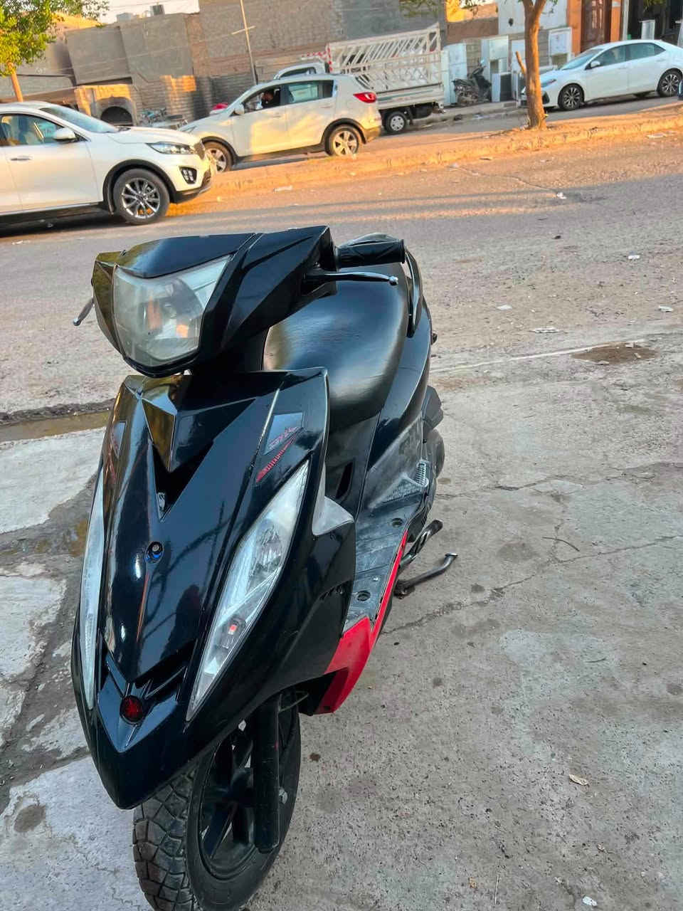 دراجه Gtr لونين بلادي دراجه ناعمه تخبل شاشه الكتروني شايله نشاط تاكل من الكاع وصله للبيع او مراوس ويه قفاز او سيبي ***********
