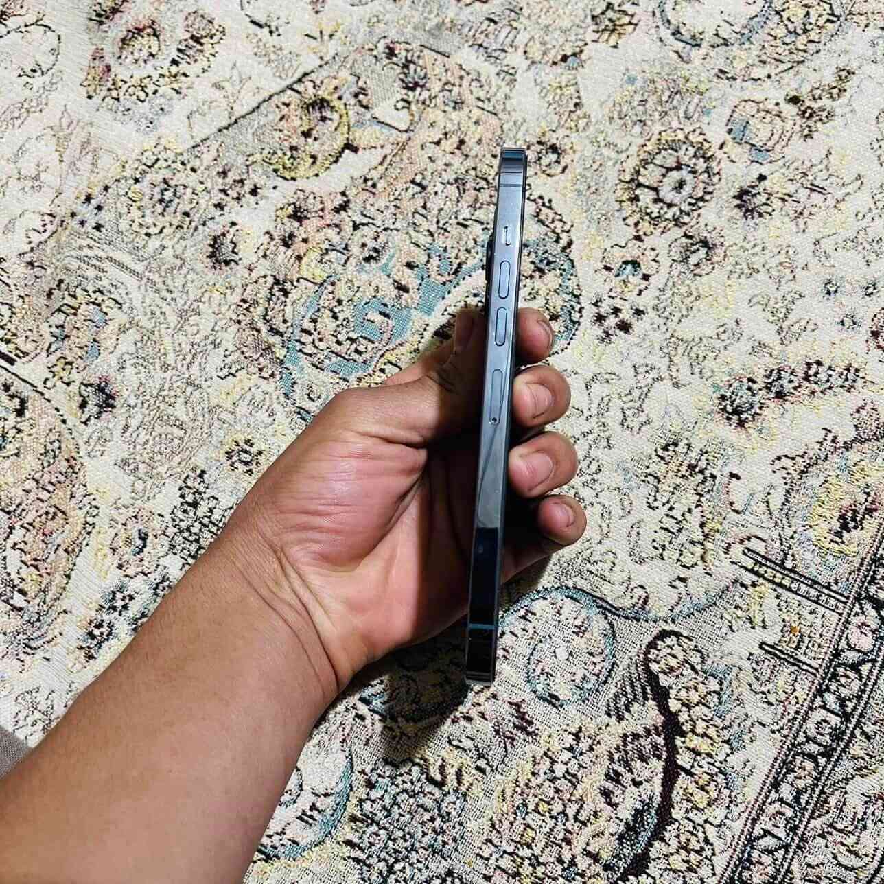 آيفون 13 برو ماكس جهاز كلش نظيف مبدل شاشه 
بطاريه 80 جهاز مستعجل على بيعته الي يريده يجي خاص واني بل خدمة ***********
