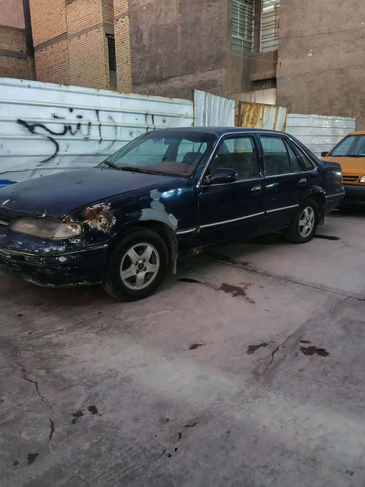 للبيع برنس فراشه موديل ٩٧ رقم بغداد نكليزي بسمي كير ومحرك مكفول تخم تاير دواخل نضيفه السعر ٢٥ مكاني بغداد الأمين للإتصال ***********
