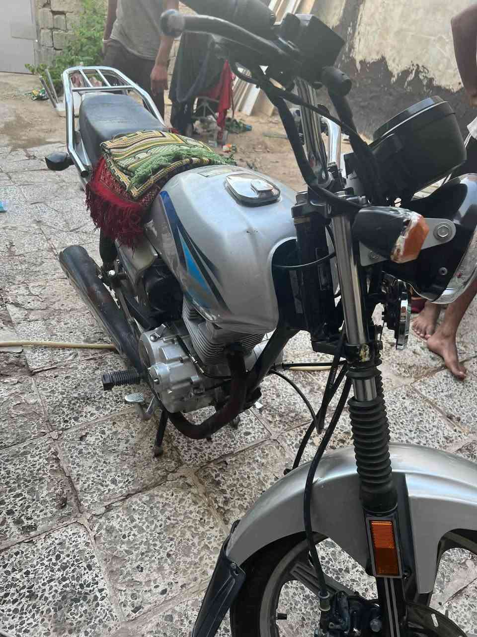 دايوند للبيع كلك بيها بليته مديل 19دراجه نضيفه كامله مكلمه 600وبيها مجال ***********

