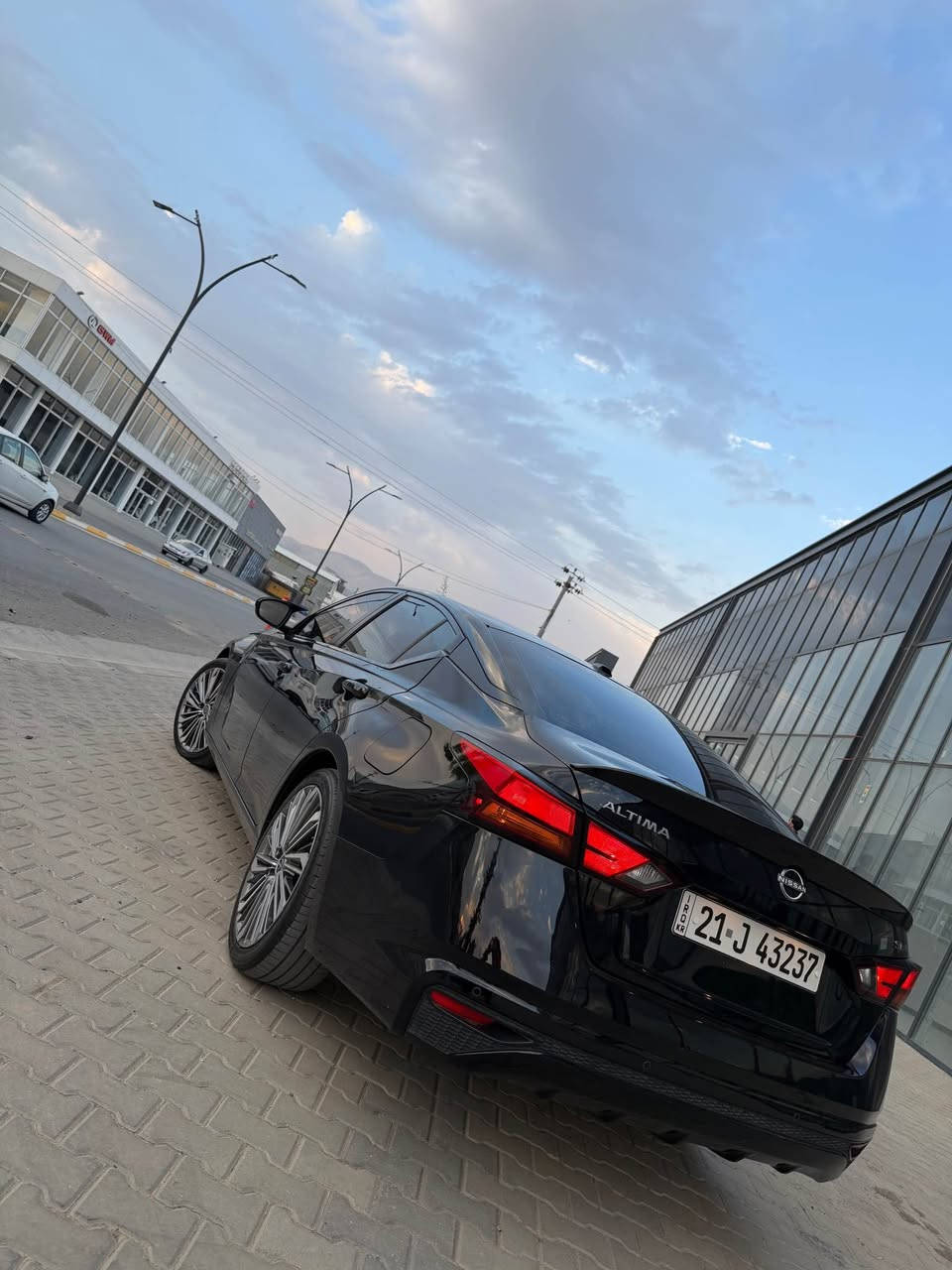 Nmunay la jwany paku be masruf be taqaw raqa ger u makina kaml ba shart 60.000km roshtwa maly dosta bonit u chamalax boyax la shansyaka dyara airbag gorawaw danrawatawa s3ry 152$m3amala zhmara talafon ..(***********) السليمانية, العراق

