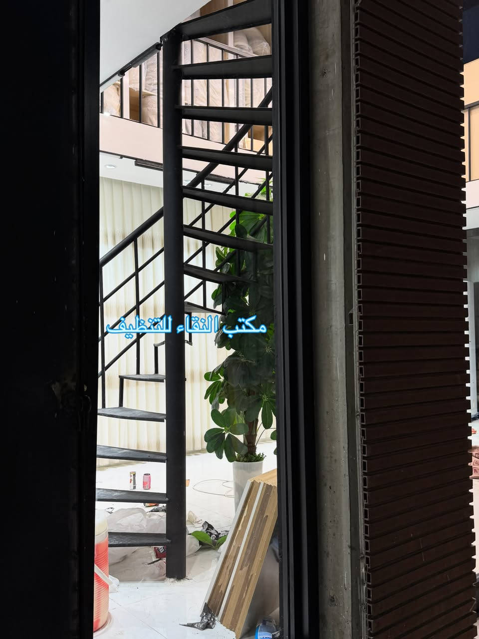 ⁨ مكتب النقاء للتنظيف ✨

هكذا وجدنا …. هكذا تركناه 🤍

متخصصون في تنظيف وتلميع الواجهات الزجاجية للمحلات، بعناية دقيقة ونتيجة تلاحظها من أول نظرة

لمعان يرى من بعيد.. ويقدّر من أول نظرة 

#مكتب_النقاء_للتنظيف #تنظيف_واجهات_خارجيه #السماوة #اكسبلور #ترند⁩

نص مكتوب في الصور:
- مكتب النقاء للتنظيف