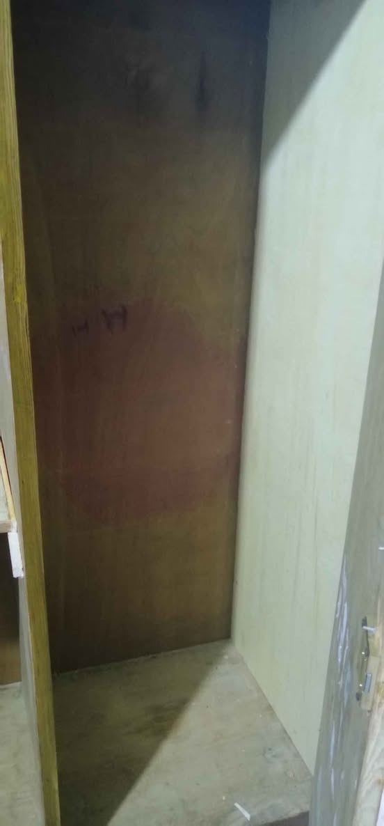 سلام عليكم كنتور ابو اثنين صاج سعره ١١٠ مكانه كربلاء قريب شارع الحافظ باب اطوريج عمود ١٢٨ شارع المختار الاتصال على الرقم *********** *********** كربلاء, العراق
